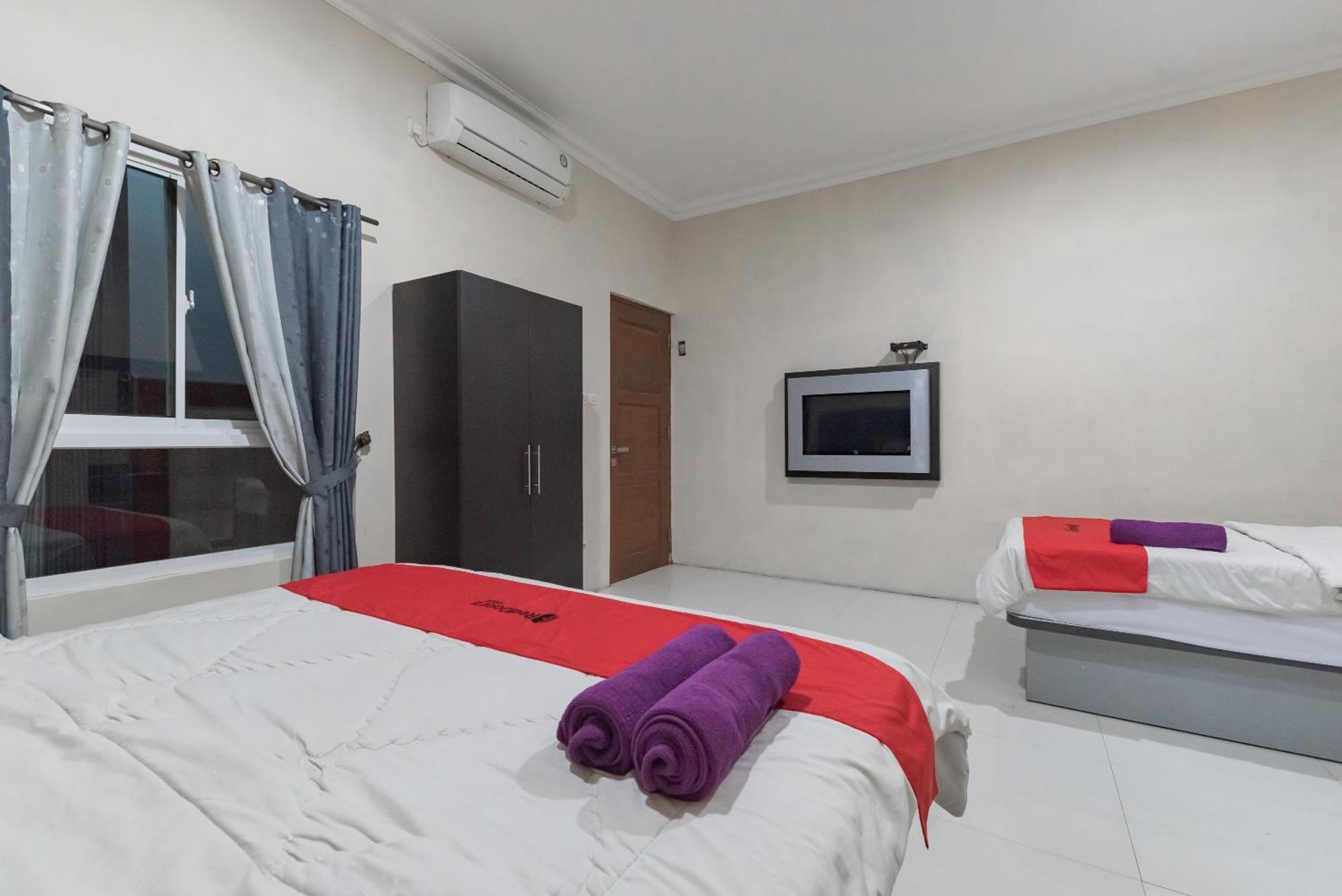 Reddoorz Resort Premium @ Sangkan Hurip Kuningan Exterior foto